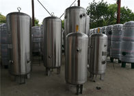 El tanque estándar del depósito de aire comprimido del acero inoxidable de ASME con la válvula de descarga en grandes cantidades